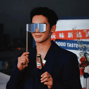 荡暴露狂女娃⒣
